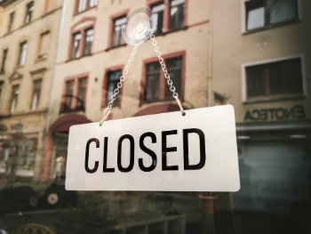 closed-3461950_960_720_copyright_BenediktGeyer_Pixabay